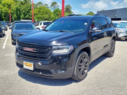 Used 2023 GMC Acadia SLE w/ Driver Convenience Package FWD image 5