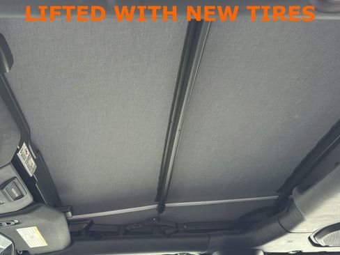 Used 2021 Jeep Wrangler Unlimited Sport image 27