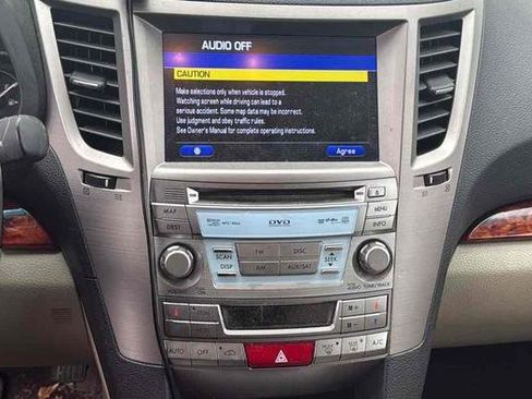 Used 2012 Subaru Outback 2.5i Limited image 8