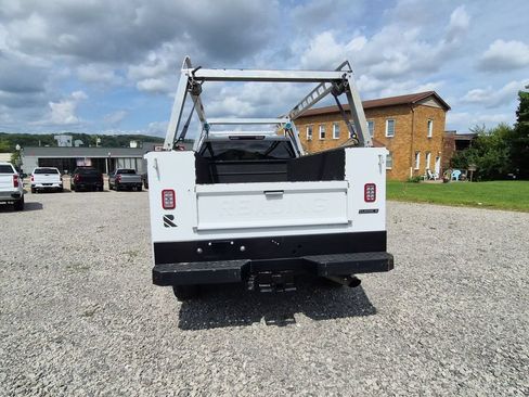 Used 2024 Chevrolet Silverado 2500 Custom w/ Custom Convenience Package AWD/4WD image 14