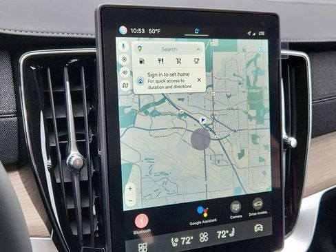 New 2025 Volvo XC90 B5 Plus w/ Protection Package Premier image 20