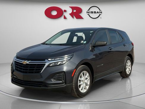 Used 2022 Chevrolet Equinox LS FWD image 1