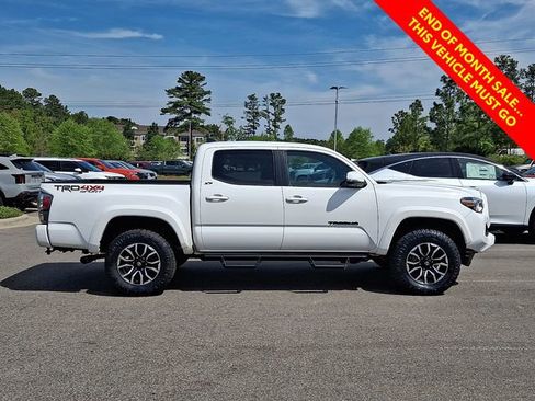 Certified 2023 Toyota Tacoma TRD Sport w/ Advanced Technology Package AWD/4WD image 9