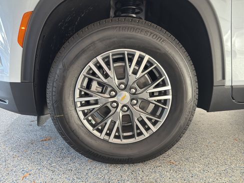 New 2026 Chevrolet Traverse LT image 31