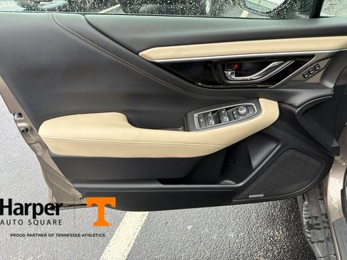 Used 2021 Subaru Outback Limited XT AWD/4WD image 18