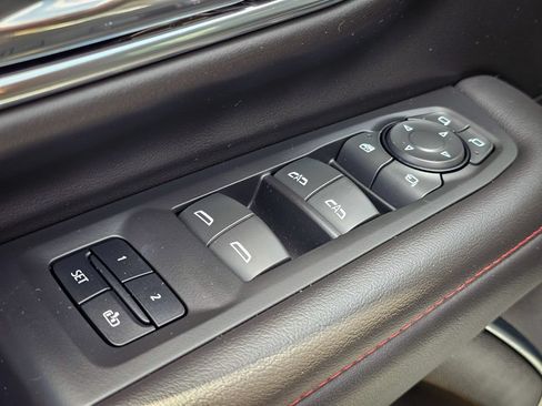 Used 2024 Chevrolet Tahoe RST w/ Luxury Package AWD/4WD image 10
