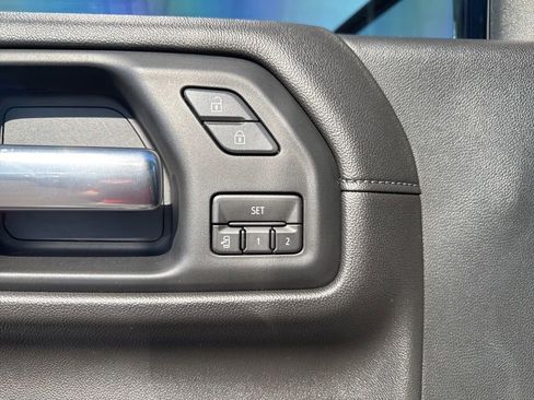 Used 2019 Chevrolet Silverado 1500 High Country w/ High Country Premium Package image 37