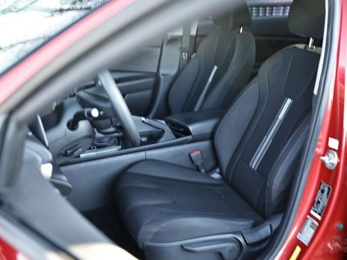 Used 2023 Hyundai Elantra SEL w/ Cargo Package image 11