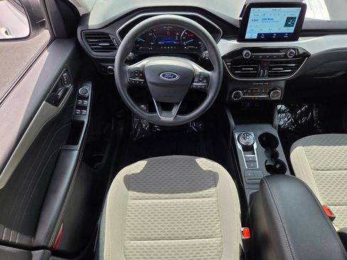 Certified 2022 Ford Escape SE FWD image 12