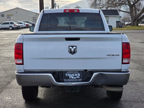 Used 2022 RAM 1500 Tradesman w/ Chrome Appearance Package image 4