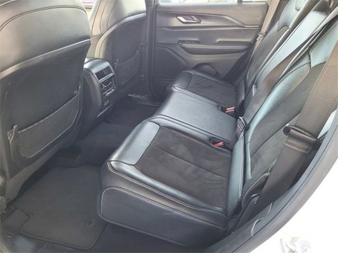 Certified 2023 Jeep Grand Cherokee Altitude image 18