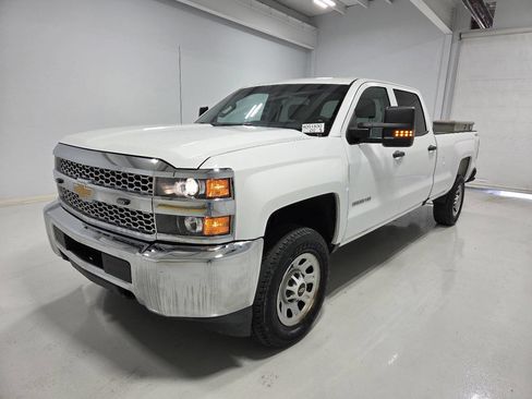 Used 2019 Chevrolet Silverado 2500 W/T w/ WT Convenience Package AWD/4WD image 1