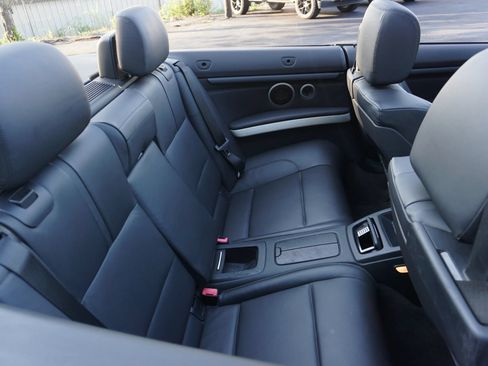 Used 2008 BMW M3 Convertible RWD image 18