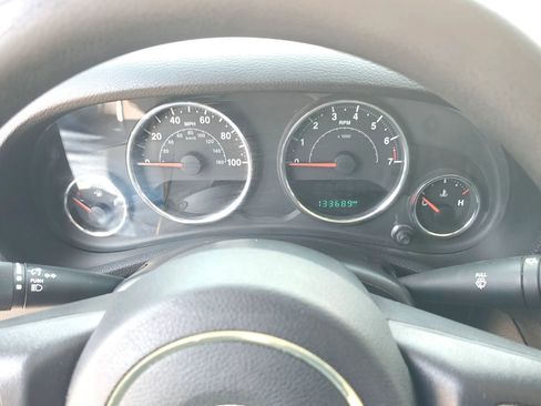 Used 2015 Jeep Wrangler Sport AWD/4WD image 17