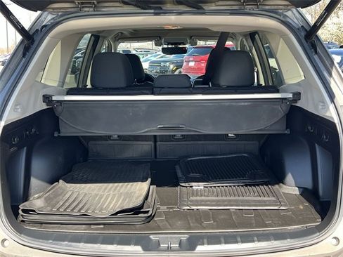 Used 2020 Subaru Forester Premium image 34
