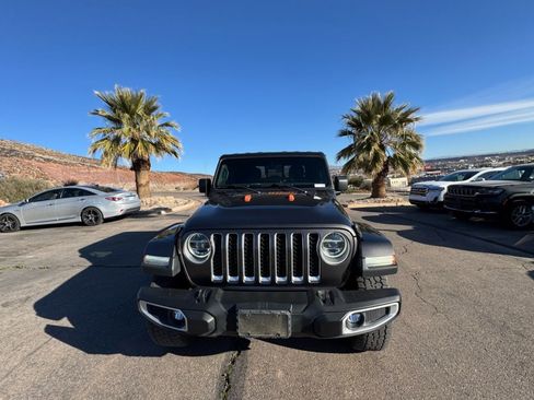 Used 2020 Jeep Gladiator Overland image 8