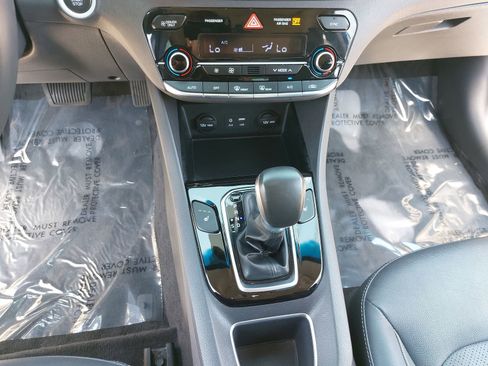 Used 2019 Hyundai Ioniq Limited FWD image 21