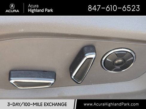 Used 2020 Ford Explorer Platinum w/ Premium Technology Package AWD/4WD image 31
