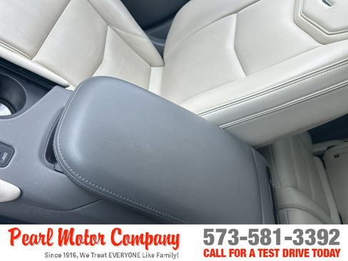 Certified 2019 Cadillac XT5 Luxury AWD/4WD image 19