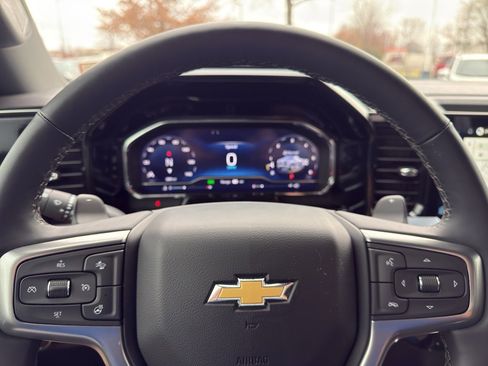 Used 2025 Chevrolet Silverado 1500 LTZ w/ Z71 Off-Road Package image 21