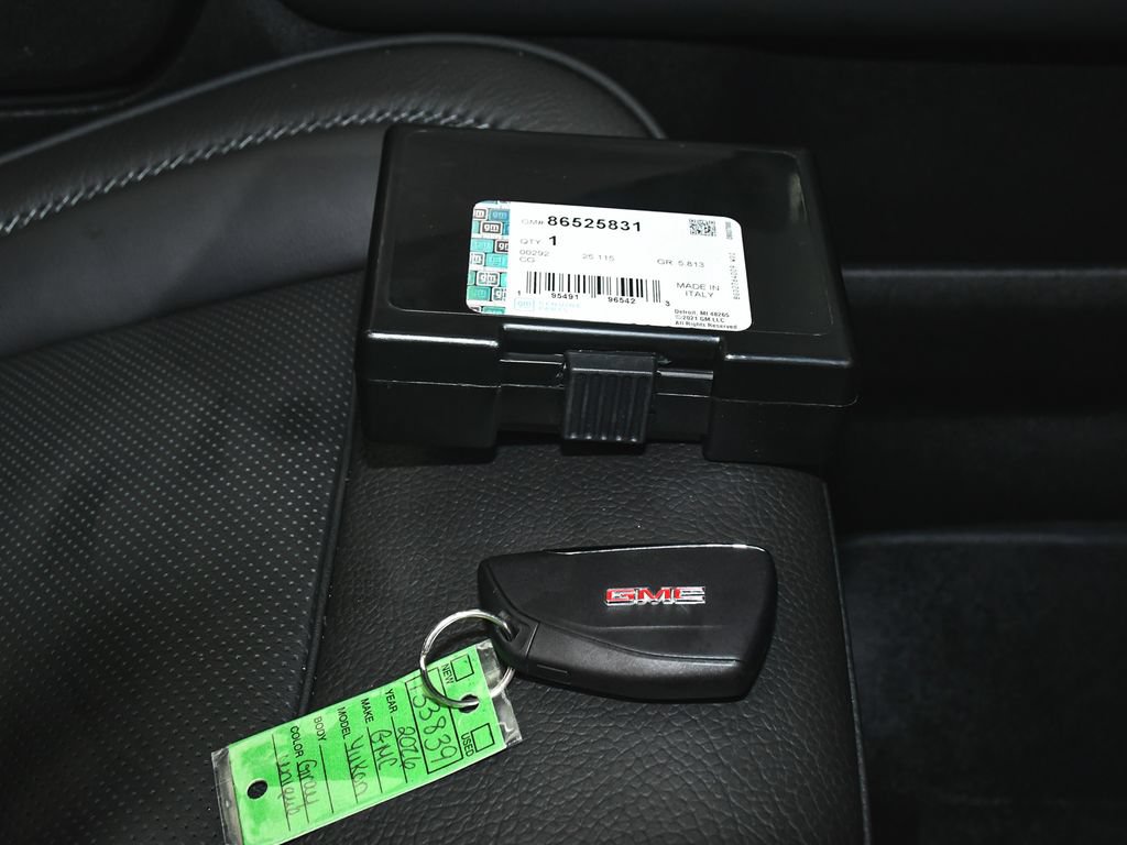 Used 2026 GMC Yukon XL Denali w/ Sun & Power Step Package AWD/4WD image 64