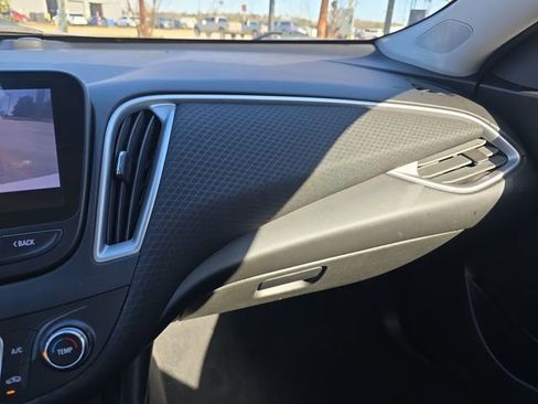 Used 2022 Chevrolet Malibu LS w/ Driver Confidence Package II image 14