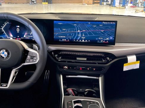 New 2026 BMW 330i Sedan w/ M Sport Package image 6