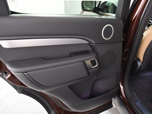 New 2026 Land Rover Discovery Limited Edition image 26