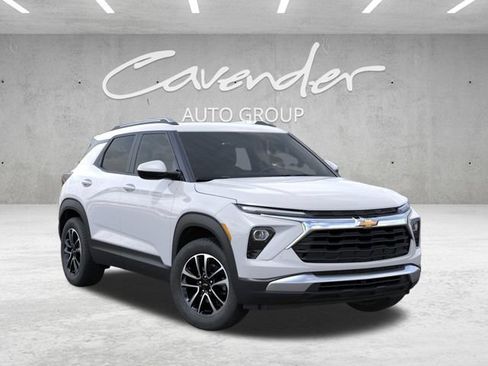 New 2026 Chevrolet TrailBlazer LT w/ Convenience Package FWD image 7