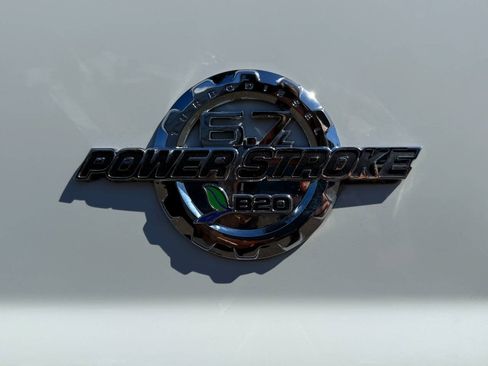 Used 2016 Ford F550 4x4 Crew Cab Super Duty w/ Power Equipment Group image 40