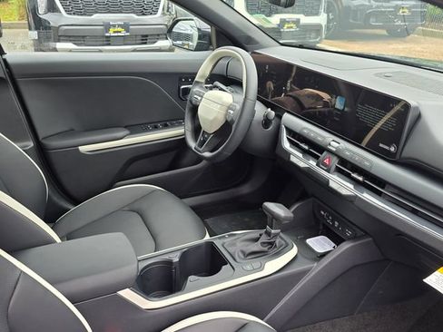 New 2026 Kia K4 GT-Line Turbo FWD image 10