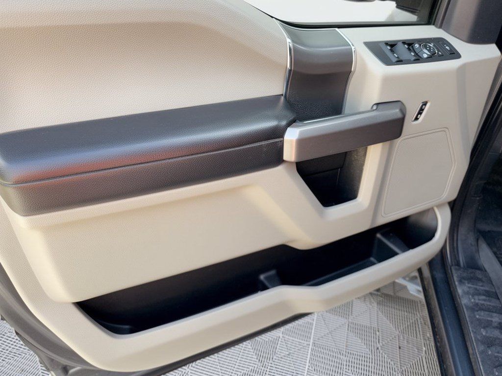Used 2019 Ford F250 XLT w/ XLT Premium Package AWD/4WD image 14