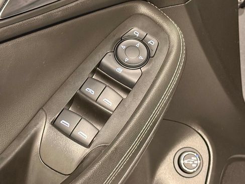 Used 2024 Buick Encore GX Sport Touring w/ Advanced Technology Package AWD/4WD image 15