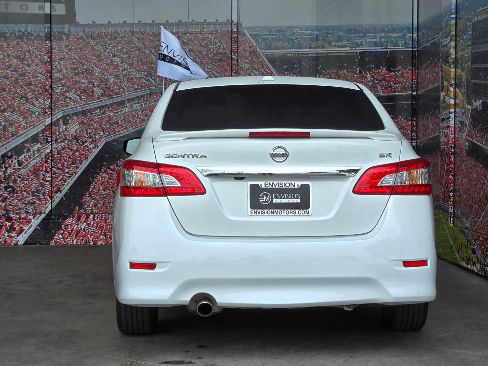 Used 2015 Nissan Sentra SR FWD image 6