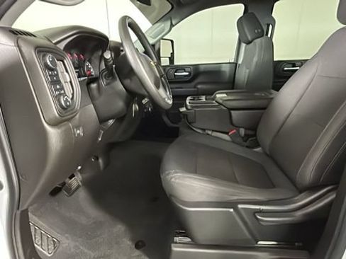Used 2022 Chevrolet Silverado 2500 Custom w/ Snow Plow Prep/Camper Package AWD/4WD image 11