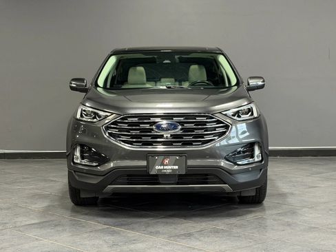Used 2020 Ford Edge Titanium w/ Equipment Group 301A FWD image 2