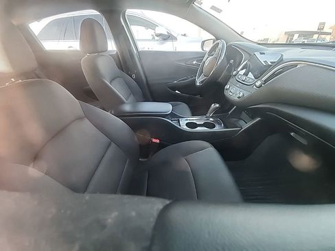 Used 2019 Chevrolet Malibu RS w/ LPO, Convenience Package 2 image 3