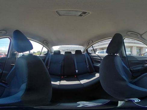 Used 2025 Nissan Versa SV FWD image 41
