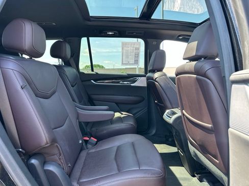 Used 2021 Cadillac XT6 Premium Luxury AWD/4WD image 33