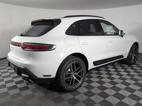 New 2026 Porsche Macan S image 7