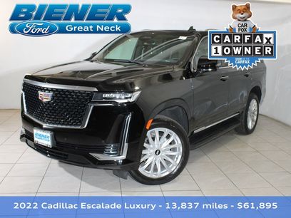 Used 2022 Cadillac Escalade Luxury w/ LPO, Illumination Package