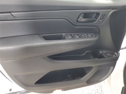Used 2023 Honda Odyssey Sport image 19