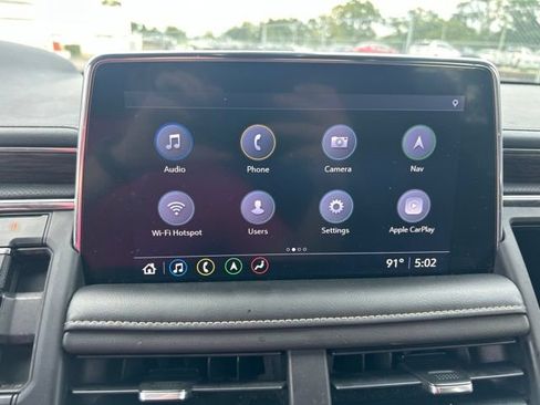 Used 2021 Chevrolet Suburban Premier w/ Premium Package RWD image 9