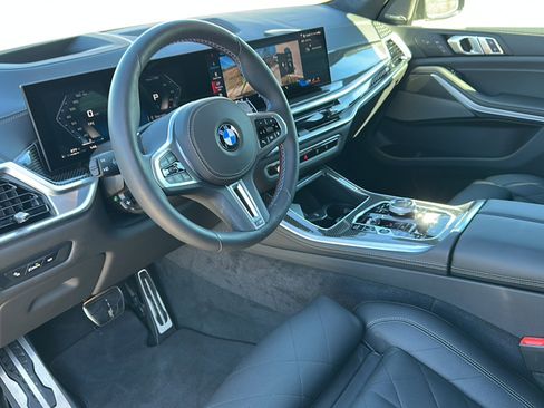 Used 2026 BMW X5 M60i image 12