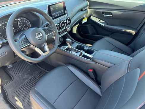 New 2025 Nissan Sentra SR w/ SR Premium Package image 4