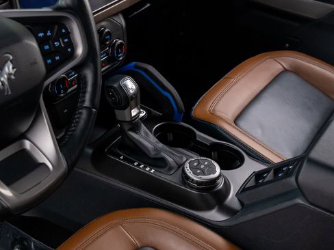 Used 2022 Ford Bronco Outer Banks image 14