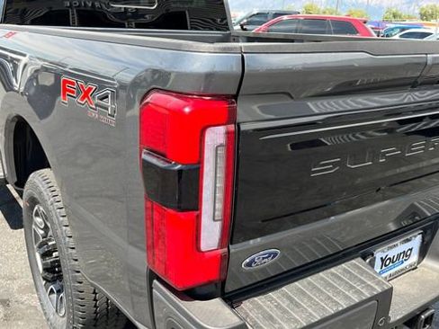 New 2025 Ford F350 Platinum w/ FX4 Off-Road Package image 60