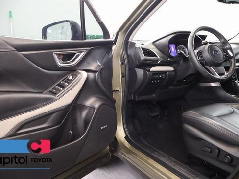Used 2023 Subaru Forester Limited AWD/4WD image 8
