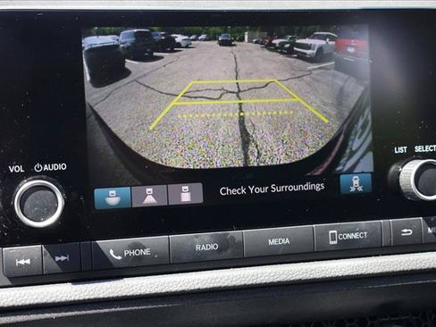 Used 2025 Honda CR-V EX image 15