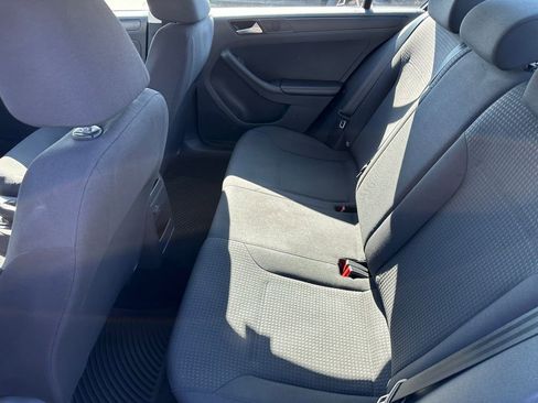 Used 2016 Volkswagen Jetta S image 21